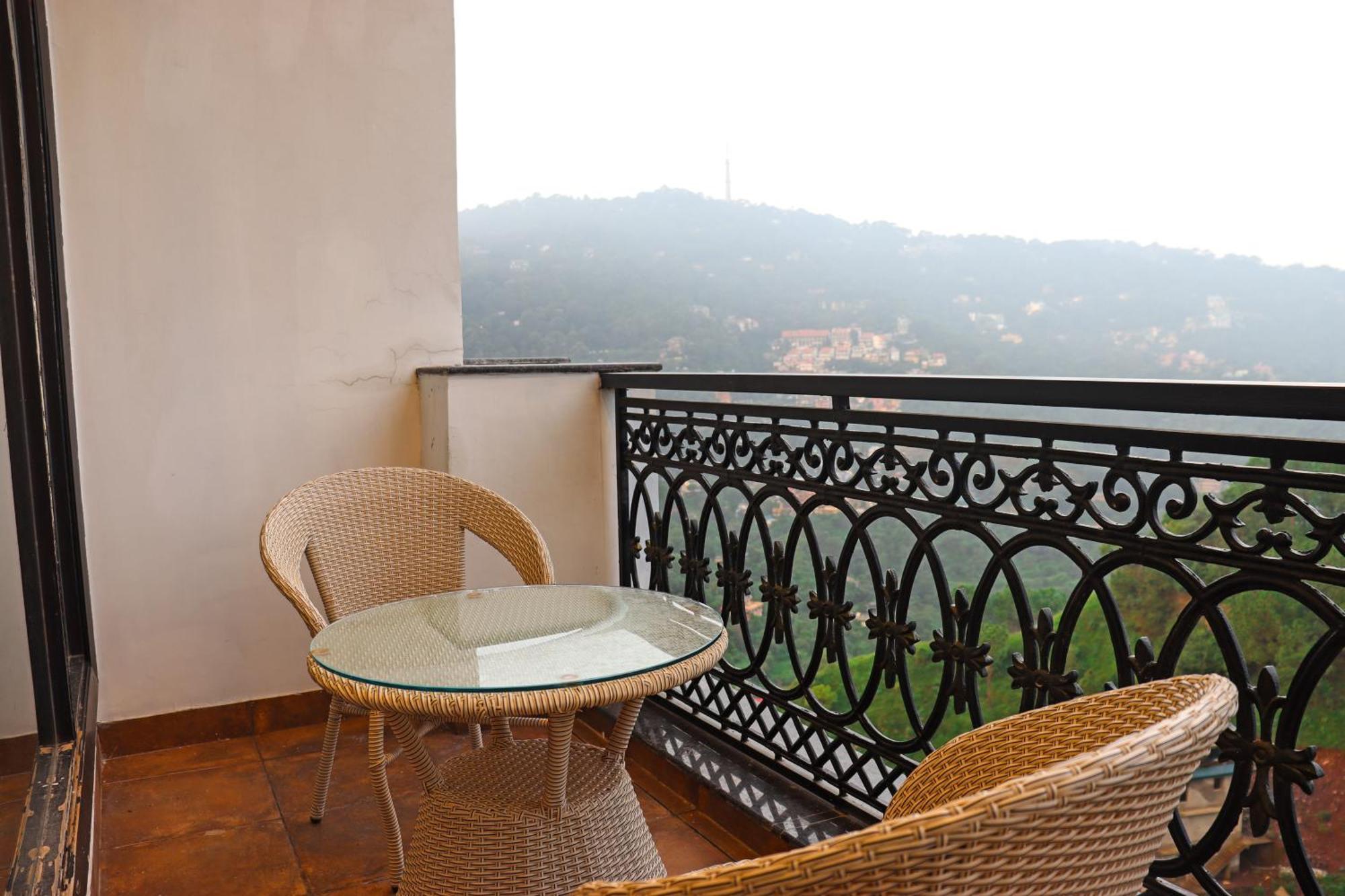 Rosetum Kasauli Hotel Exterior foto
